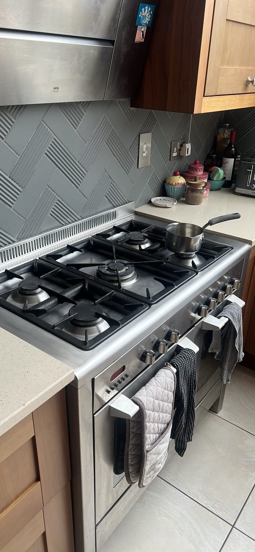 Kitchen hob, from the sealed walkthrough archive